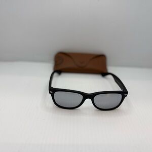 Ray-Ban RB2132 622 Unisex Square Sunglasses 55MM MADE IN ITALY